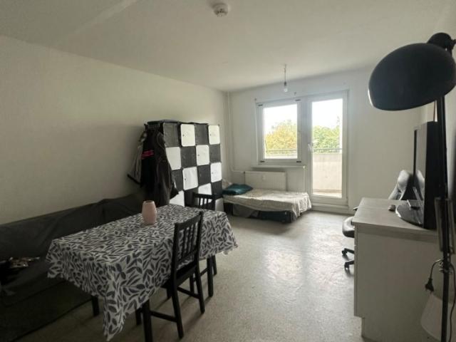 Spacious 1Room Apartment near S Wartenberg available from 1st November