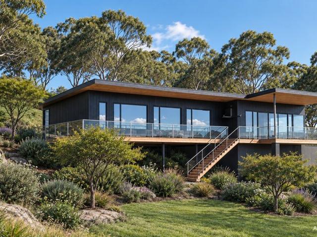 Spacious 2000m2+ block with views