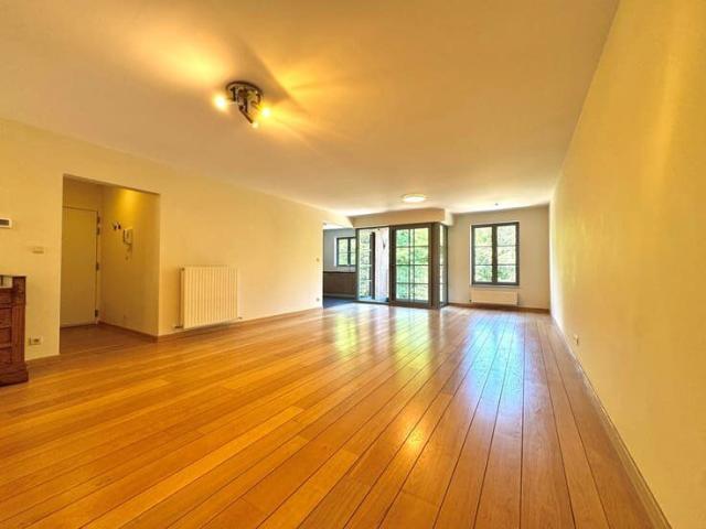 SPACIOUS 2 BDR APP – 2 BATHS – TERRACE – PARKING