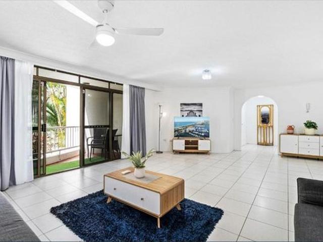 Spacious 2 Bed, 2 Bath Furnished Apartment