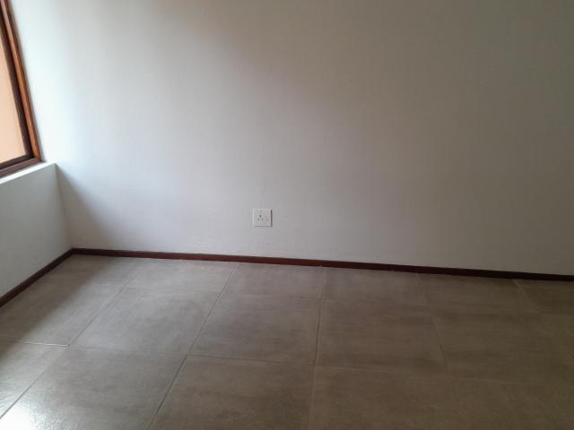 Spacious 2 bedroom 1 Bathroom