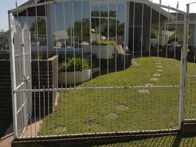 Spacious 2 Bedroom, 1 Bathroom Rental Home in Edenvale