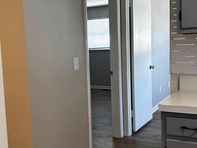 Spacious 2 bedroom 2 bath apartments in Harrison Township! 2 Bedroom Apartment for Rent at 3805 Briar Pl, Dayton, OH 45405