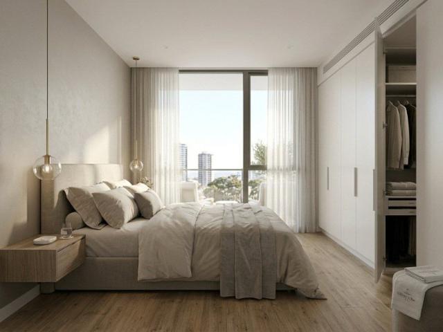 Spacious 2 Bedroom Apartment Contemporary Comfort & Convenience