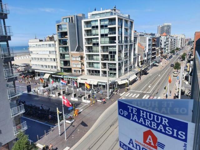 Spacious 2 bedroom apartment for rent on an annual basis
