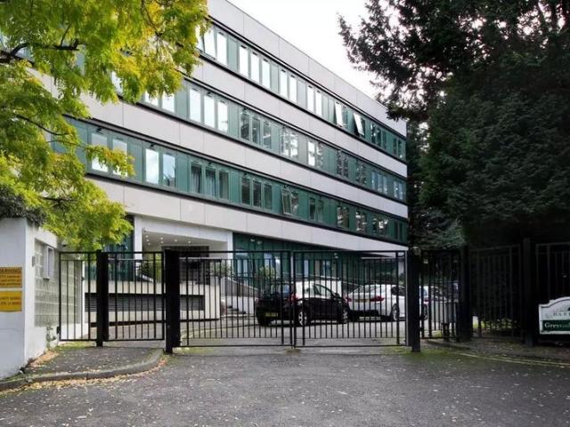 Spacious 2 Bedroom Apartment | Greystoke House