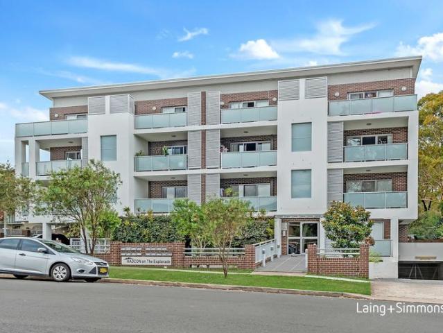 Spacious 2 Bedroom Apartment in a Convenient Guildford Location