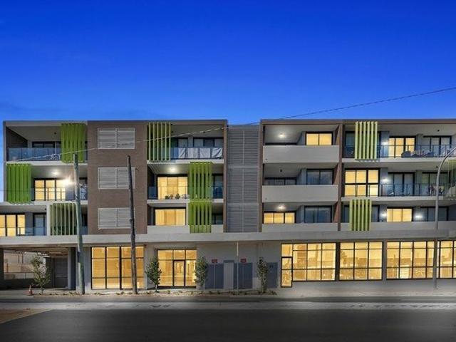 STRATA REPORT AVAILABLE This SPACIOUS 2 BEDROOM APARTMENT IN A PRIME, ULTRA CONVENIENT LOCATION!