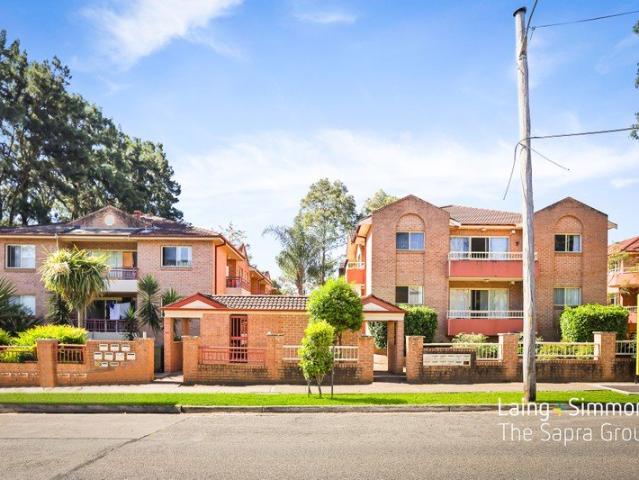 Spacious 2 Bedroom Apartment in Prime Location