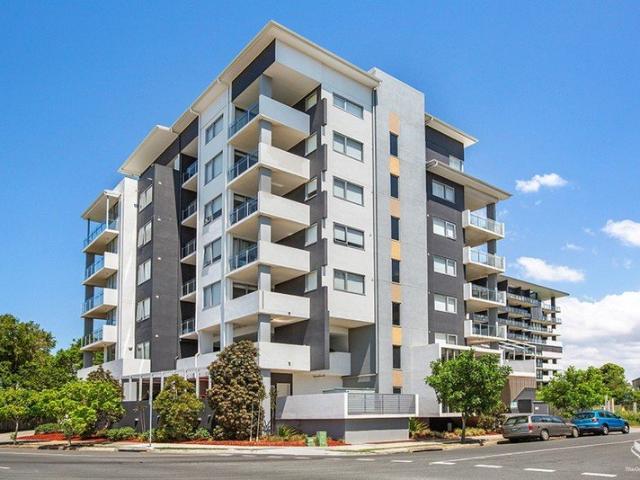 Spacious 2 Bedroom Apartment in Quiet Boutique Complex ? Register Online to Viewrtment in Evoque ? Style, Privacy & Prime Location