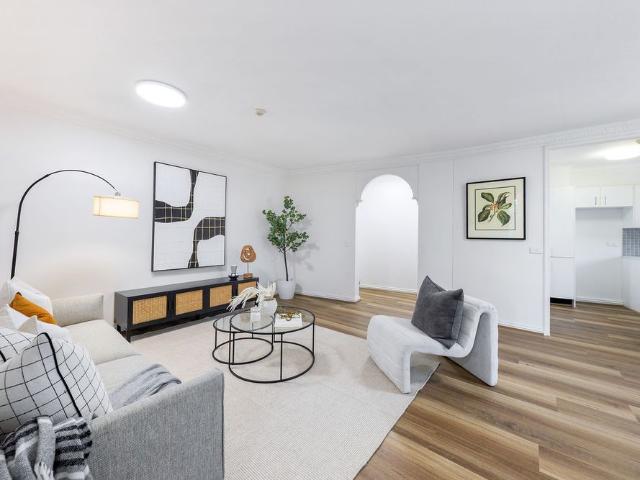 Spacious 2 Bedroom Apartment in the Heart of Neutral Bay