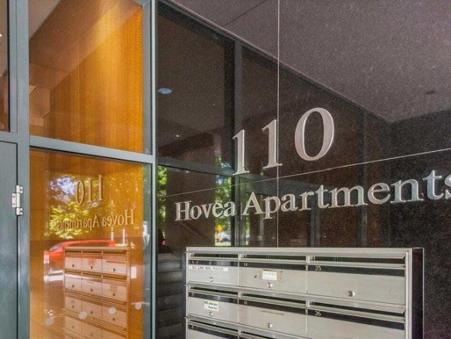 Spacious 2 Bedroom Apartment with Double Secured Car Bays In the Heart of CBD!