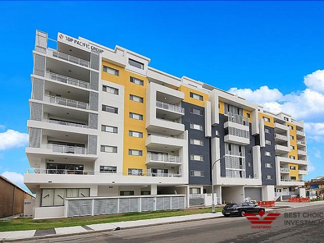 Spacious 2 Bedroom Apartment | 2 Bathrooms | Parking | Optional Furnished