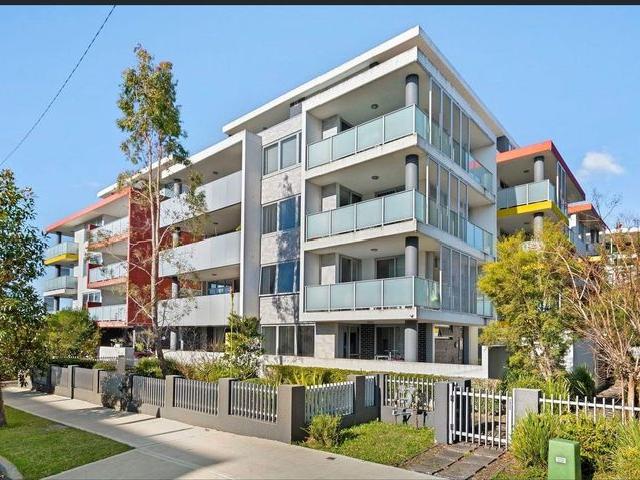 Spacious 2 Bedroom Apartment | 4 Min Walk to Asquith Station