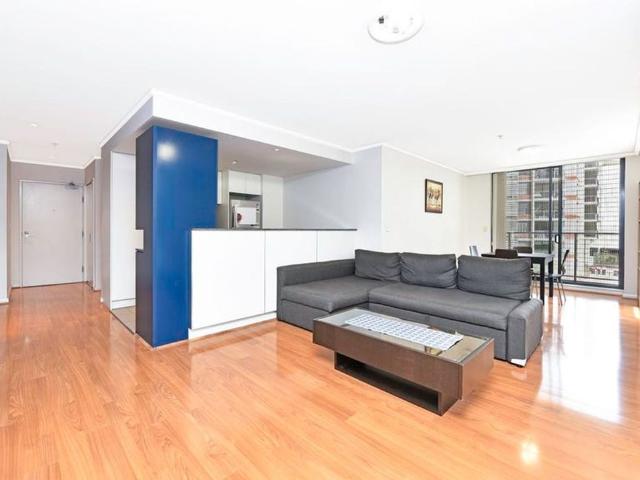 Leased! Spacious 2 Bedroom Apartment