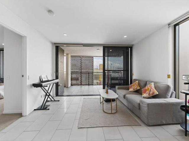 Spacious 2 Bedroom Apartment