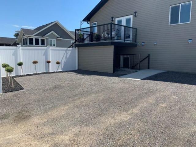 Spacious 2 Bedroom Basement Suite on Lalor Drive