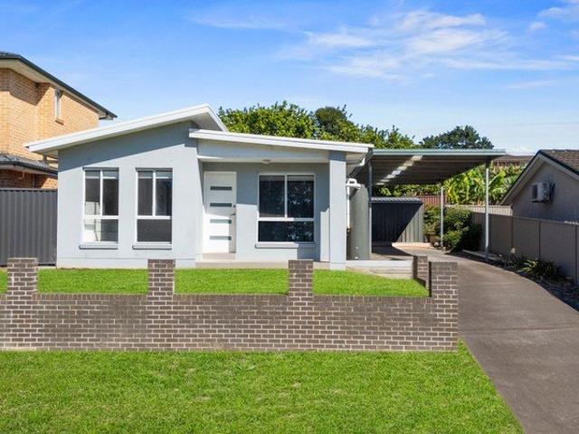 Spacious 2 Bedroom Granny Flat with Separate Access & Parking