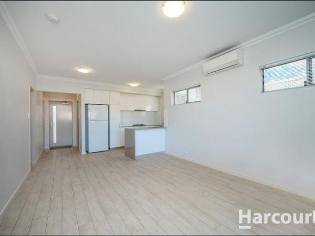 Spacious 2 Bedroom Ground Floor Apartment