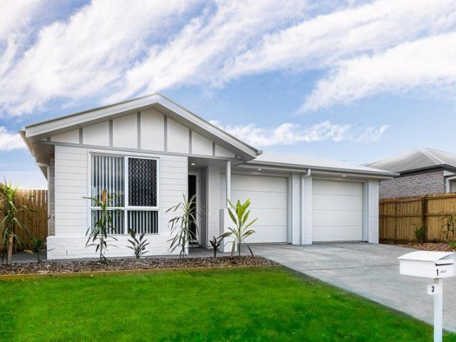 Spacious 2 Bedroom Duplex with Water included in rent!