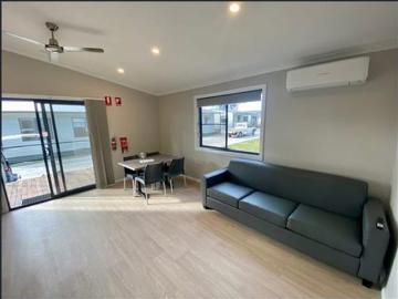 Spacious 2 Bedroom Home Utilities Included!