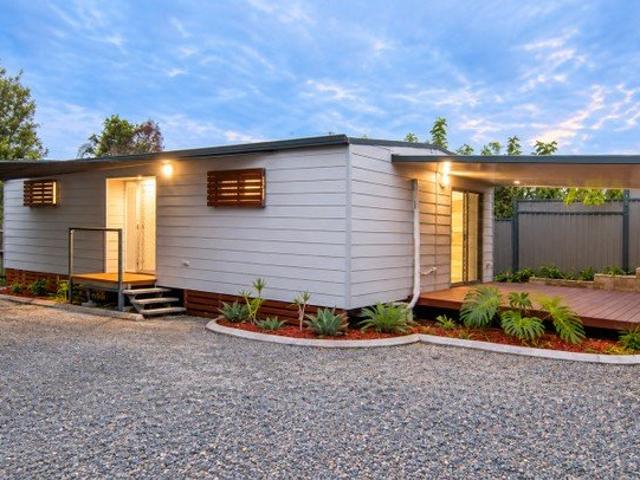 Spacious 2 Bedroom Home with Private Courtyard | Beenleigh