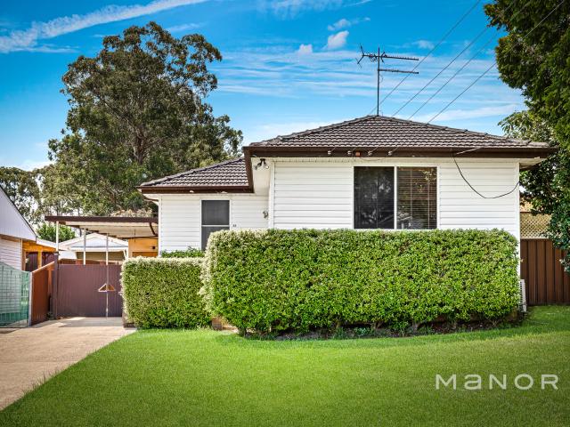 Spacious 2 Bedroom Home in a Convenient Location!