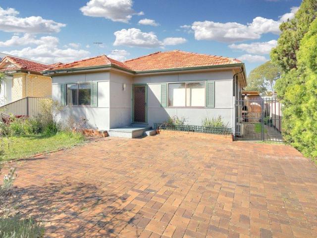 Spacious 2 Bedroom Home in Prime Panania Location