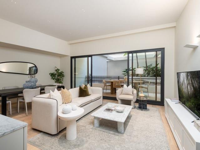 Spacious 2 Bedroom Harbourside Living with Unmatched Convenience