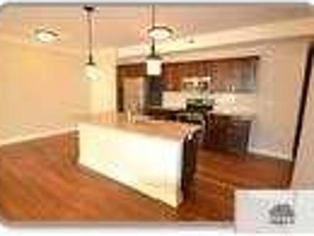 Spacious 2 Bedroom luxurious Apartment in a Great Location