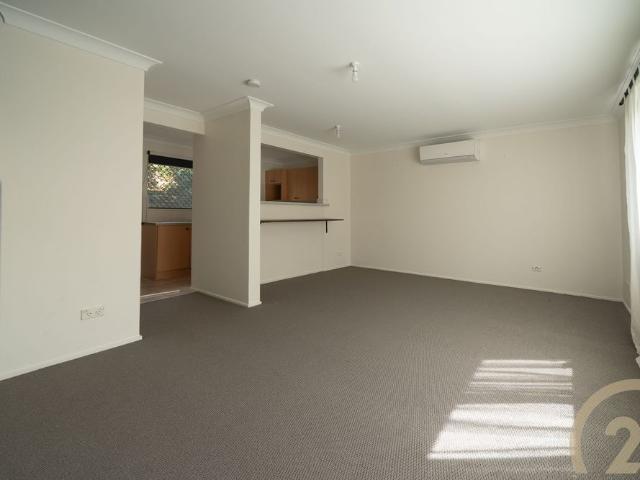 Spacious 2 Bedroom Townhouse!