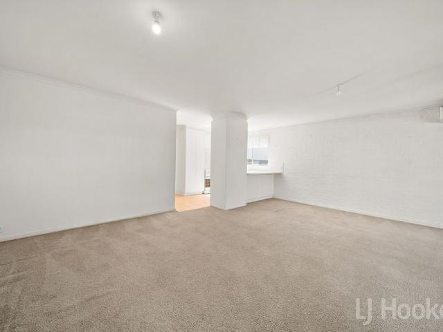 Spacious 2 Bedroom Unit