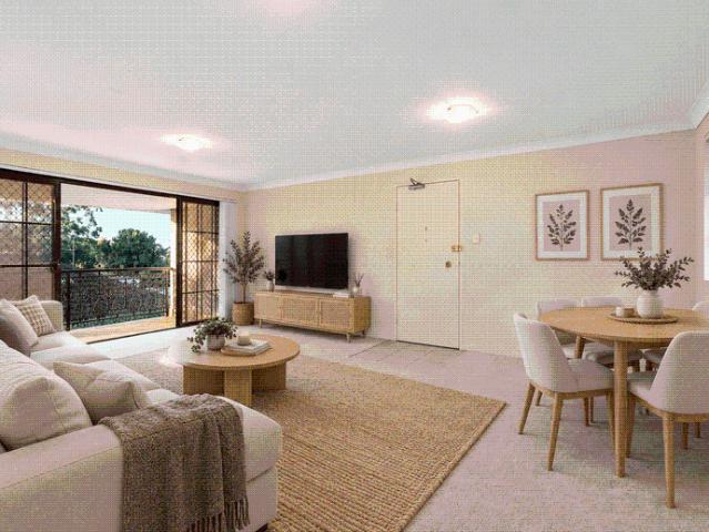 Spacious 2 Bedroom Unit!