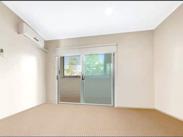 Spacious 2 bedroom unit
