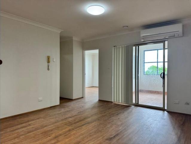 SPACIOUS 2 BEDROOM UNIT