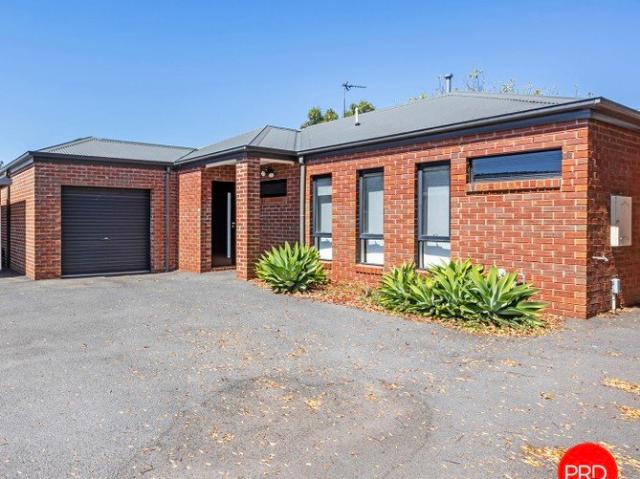 Spacious 2 Bedroom Unit Close to Amenities