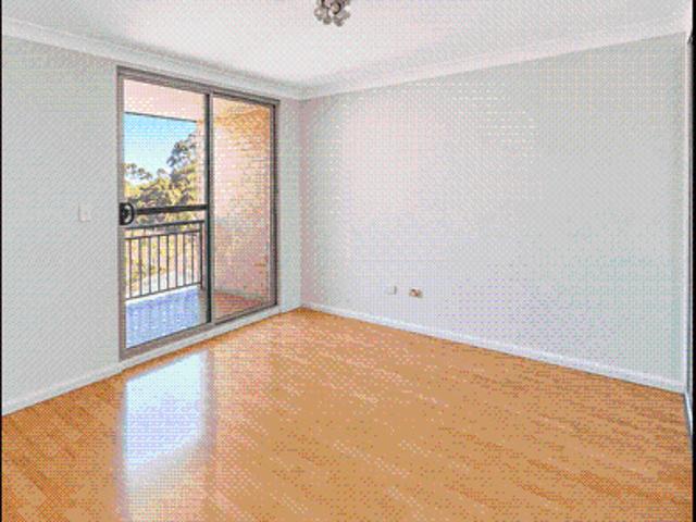 Spacious 2 Bedroom unit in the Heart of Liverpool!