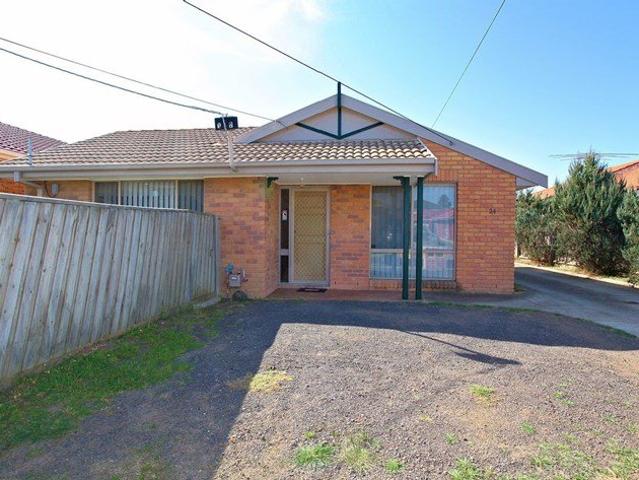 Spacious 2 Bedroom Unit in a Convenient Location
