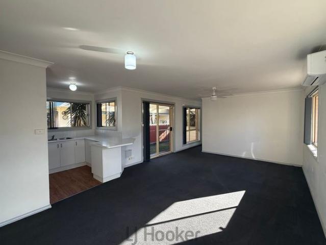 Spacious 2 Bedroom Villa in a Prime New Lambton Location