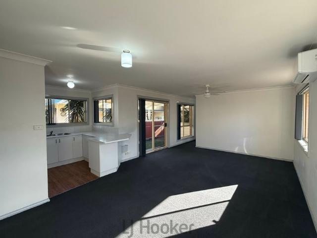 Spacious 2 Bedroom Villa in a Prime New Lambton Location
