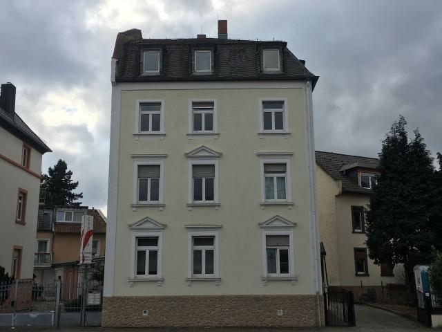 Spacious 2 bedrooms + Home Office Apartment in Frankfurt Ginnheim, Frankfurt Amsterdam Apartments for Rent