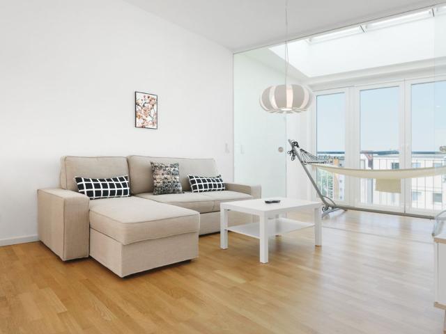 Spacious 2 Room Apartment in Beautiful Berlin Charlottenburg, Berlin Amsterdam Apartments for Rent