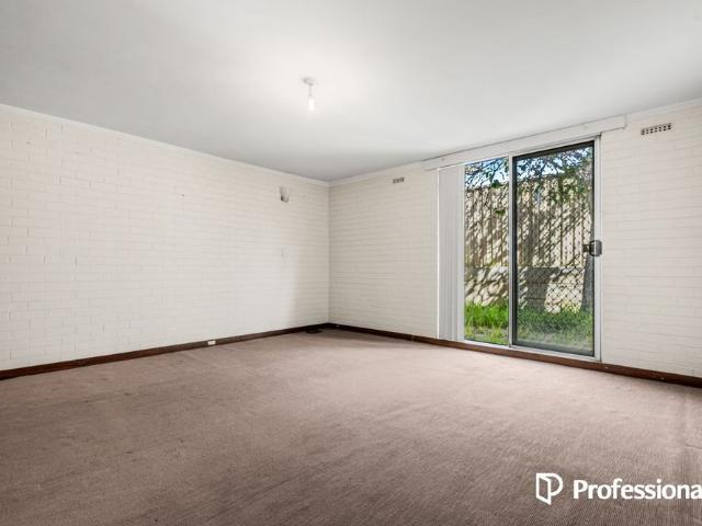 Spacious 2 x 1 in Joondanna!