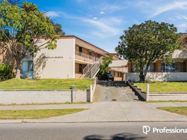 Spacious 2 x 1 in Joondanna!