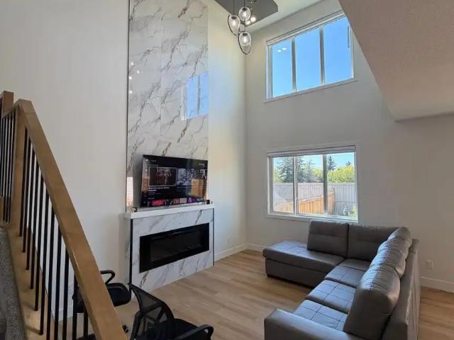 Spacious 2,300 sq ft Home for Rent – 217 Linden Loop, Leduc