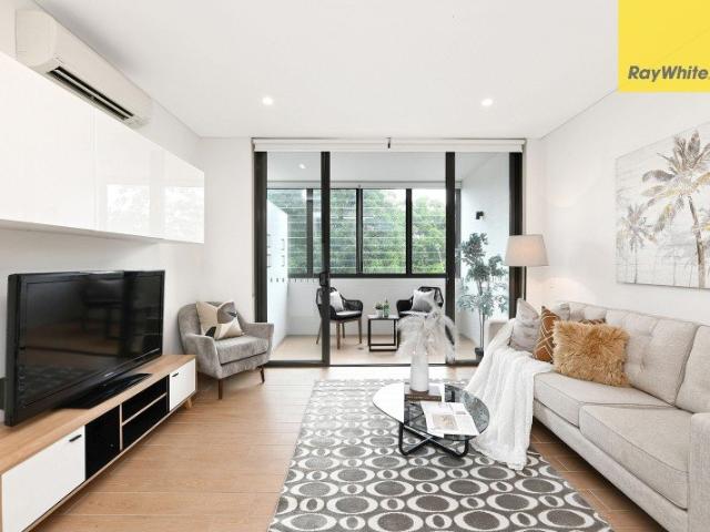 Spacious 2bed + Study nook on Riverside with 2 parking spaces