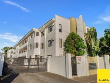 Spacious, 3 Bed 2 Bath City Living Apartment