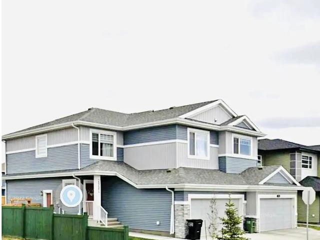 Spacious 3 Bed | 2.5 Bath | 1750 Sq Ft Home | Prime West Edmonton Location