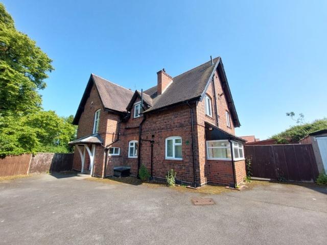 Spacious 3 bed detached house in Tamworth