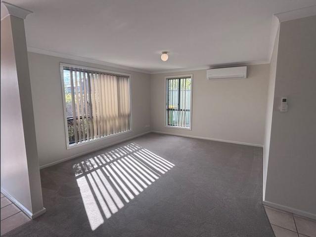 Spacious 3 Bed Duplex in East Albury
